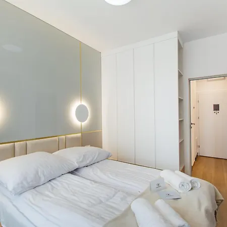 Apartment North Apartments, Vibe *