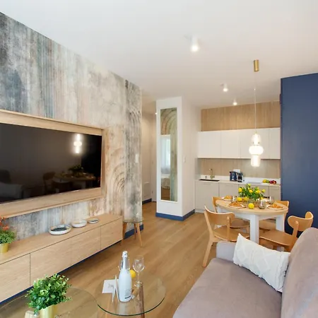 North Apartments, Vibe Apartment *