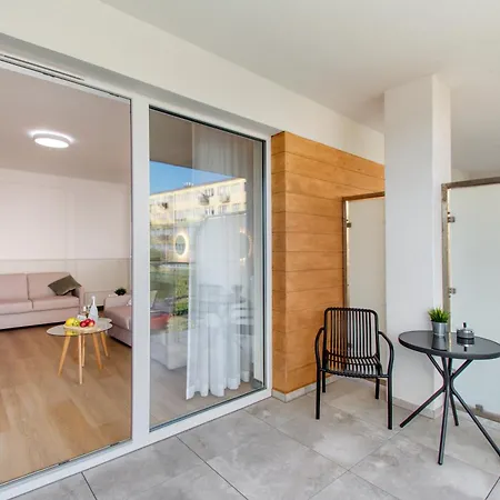 Apartment North Apartments, Vibe *